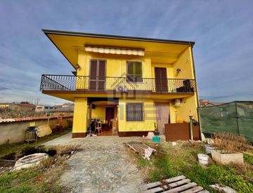 Casa Indipendente In Vendita In Via Felice Cavallotti A Pieve Porto