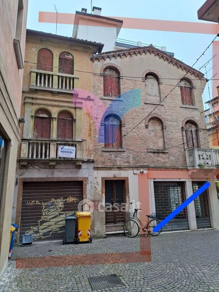 Casa Indipendente In Vendita In Vicolo Trevisi A Treviso Mq