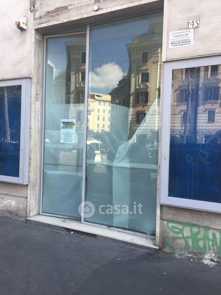 Immobili Commerciali In Vendita Nel Quartiere Capannelle Di Roma Casa It