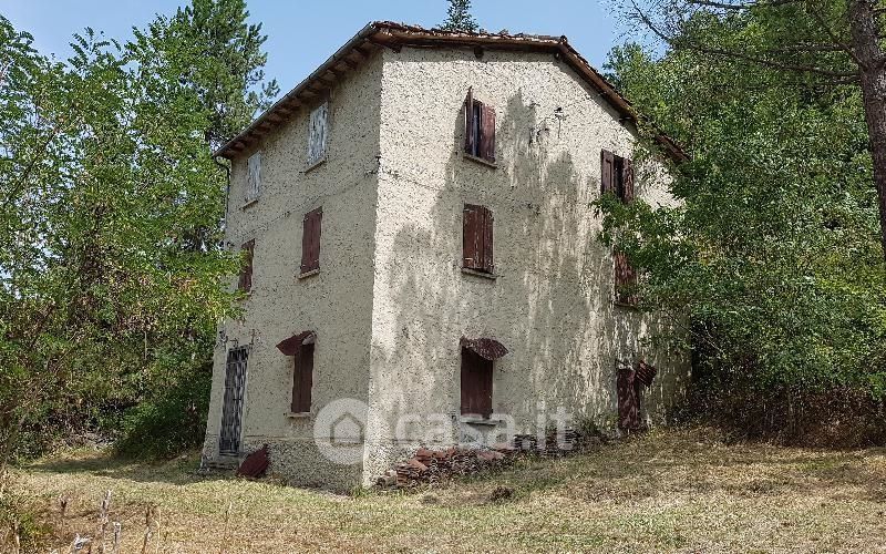 Rustico Casale In Vendita In Zona Centro A Zocca 380mq Casa It