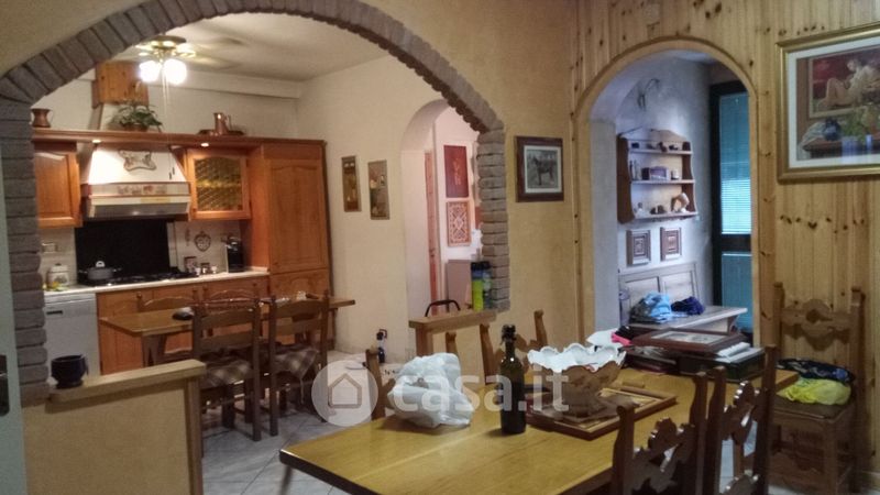 Casa Indipendente In Vendita In Zona Centro A Pianello Val Tidone