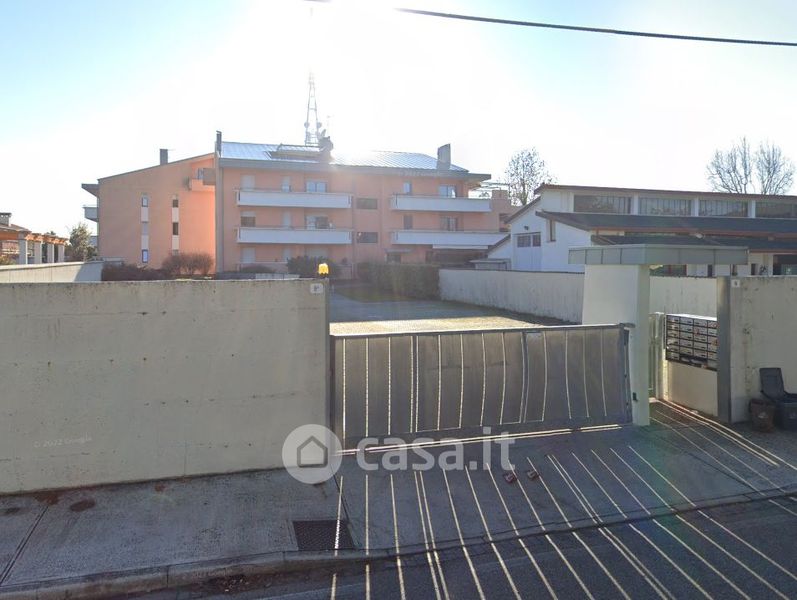 Garage Posti Auto In Vendita A Udine In Zona Baldasseria Viale