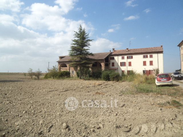 Rustico Casale In Vendita In Strada PROVINCIALE 85 A Sale 450mq