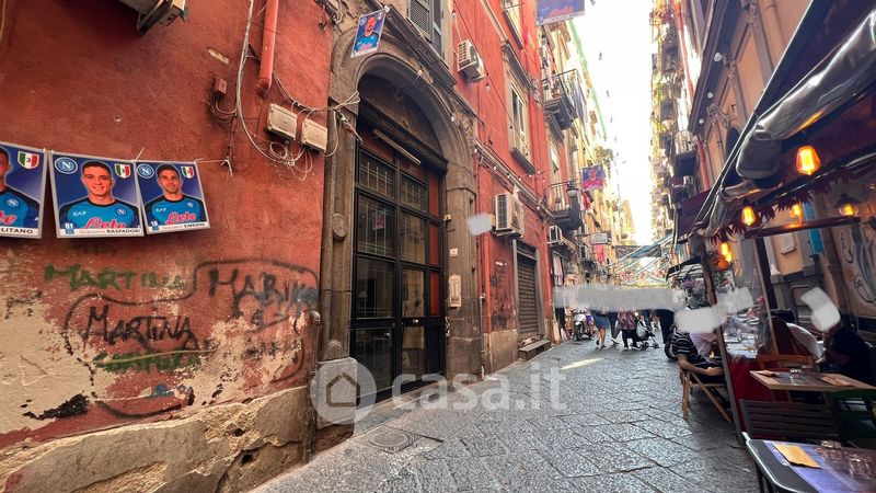 Nude proprietà a Napoli vicino alla fermata metro Municipio Casa it