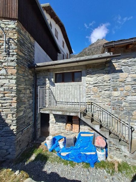 Rustici Casali In Vendita A Chiesa In Valmalenco Casa It