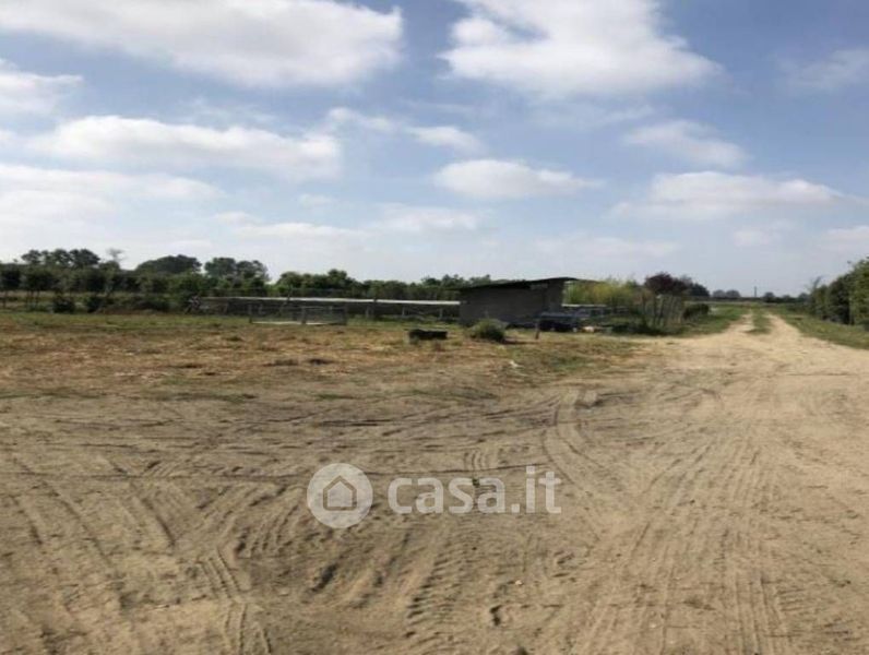 Terreno Edificabile In Vendita In Via Del Fosso Vecchio A Cascina