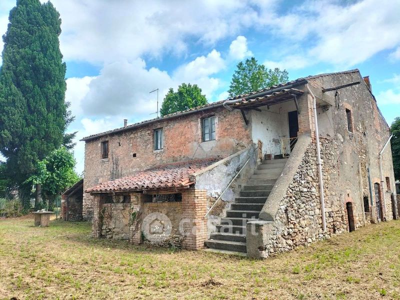 Rustici Casali Con Giardino Privato In Vendita A Attigliano Casa It