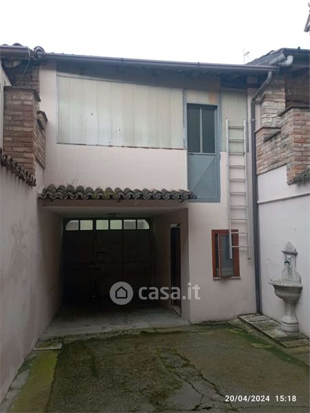 Casa Bifamiliare Trifamiliare In Vendita In Via Biasetti Domenico A