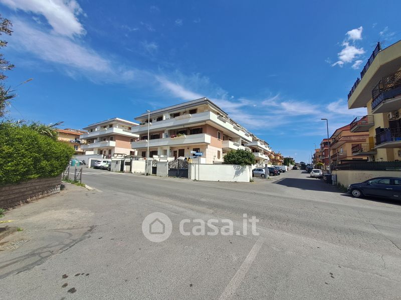 Garage Posti Auto In Affitto A Roma In Zona Casal Selce Casalotti