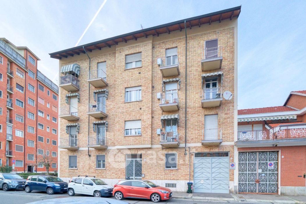 Appartamento in Vendita in Via Giuseppe Macherione 14 a Torino