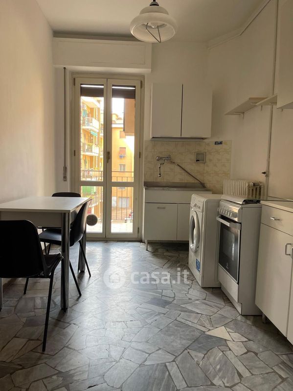 Appartamento in Affitto in Via bassini 43 a Milano