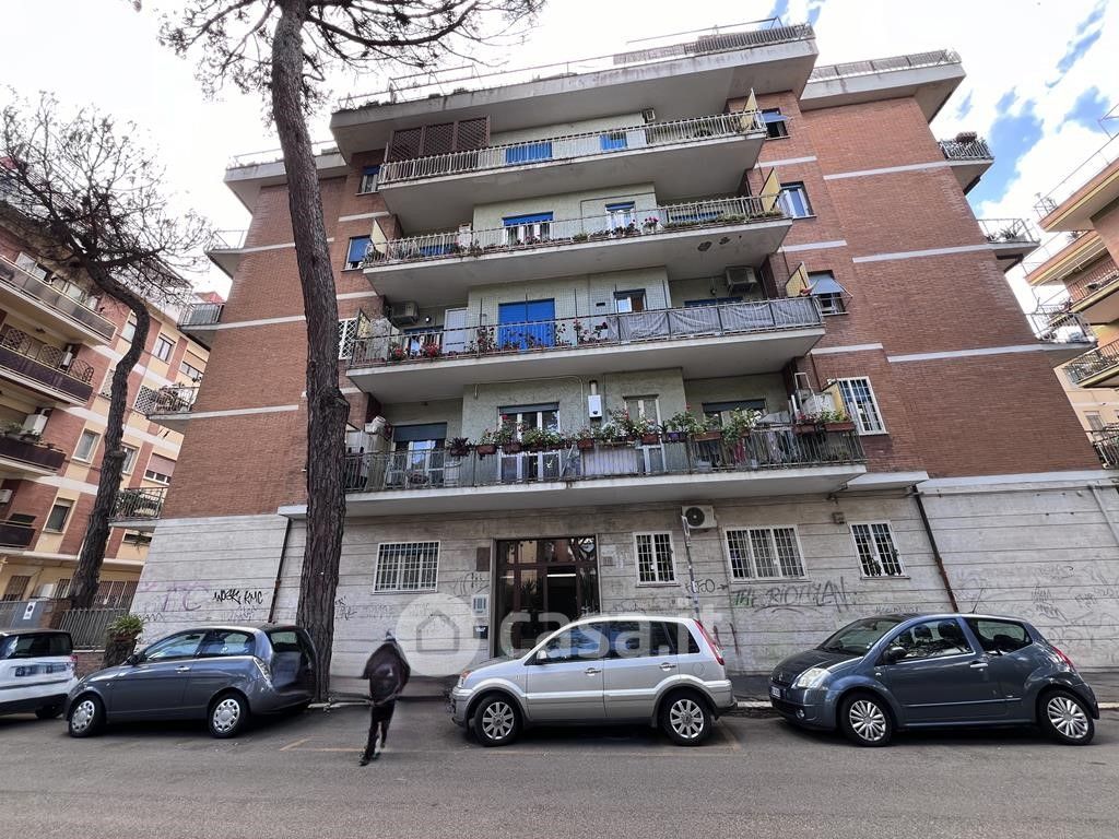 Appartamento in Vendita in Via Adolfo Gregoretti 16 a Roma