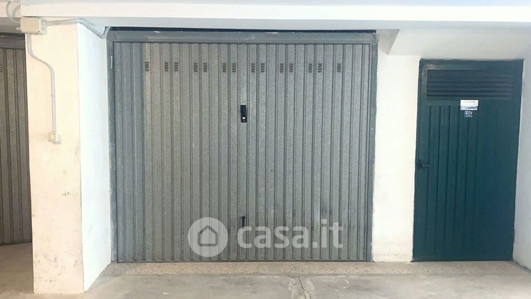Garage/Posto auto in Vendita in Via Alessandria 10 a San Salvo