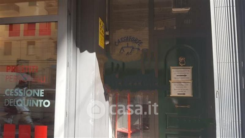 Negozio/Locale commerciale in Vendita in Via XXIV Maggio a La Spezia
