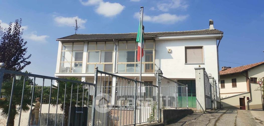 Casa indipendente in Vendita in Via Caranzano a Montegrosso d'Asti