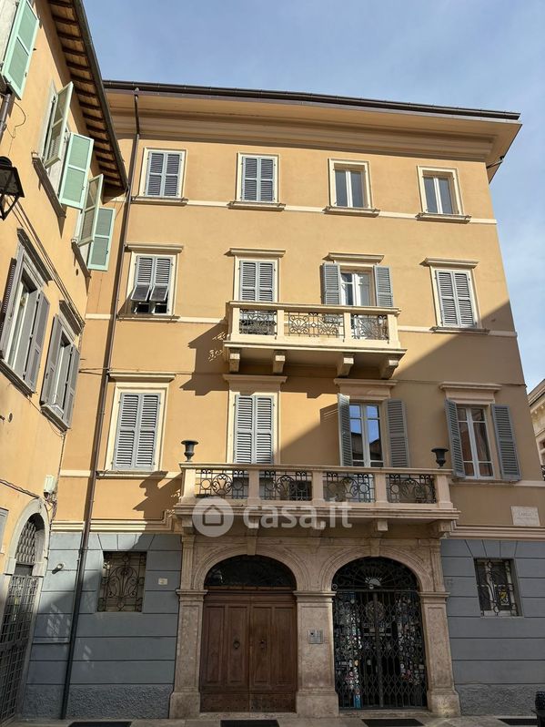Ufficio in Affitto in Largo Carlo Crivelli 2 a Ascoli Piceno
