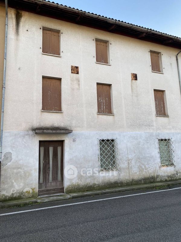 Casa indipendente in Vendita in Via Emilia 101 a Udine
