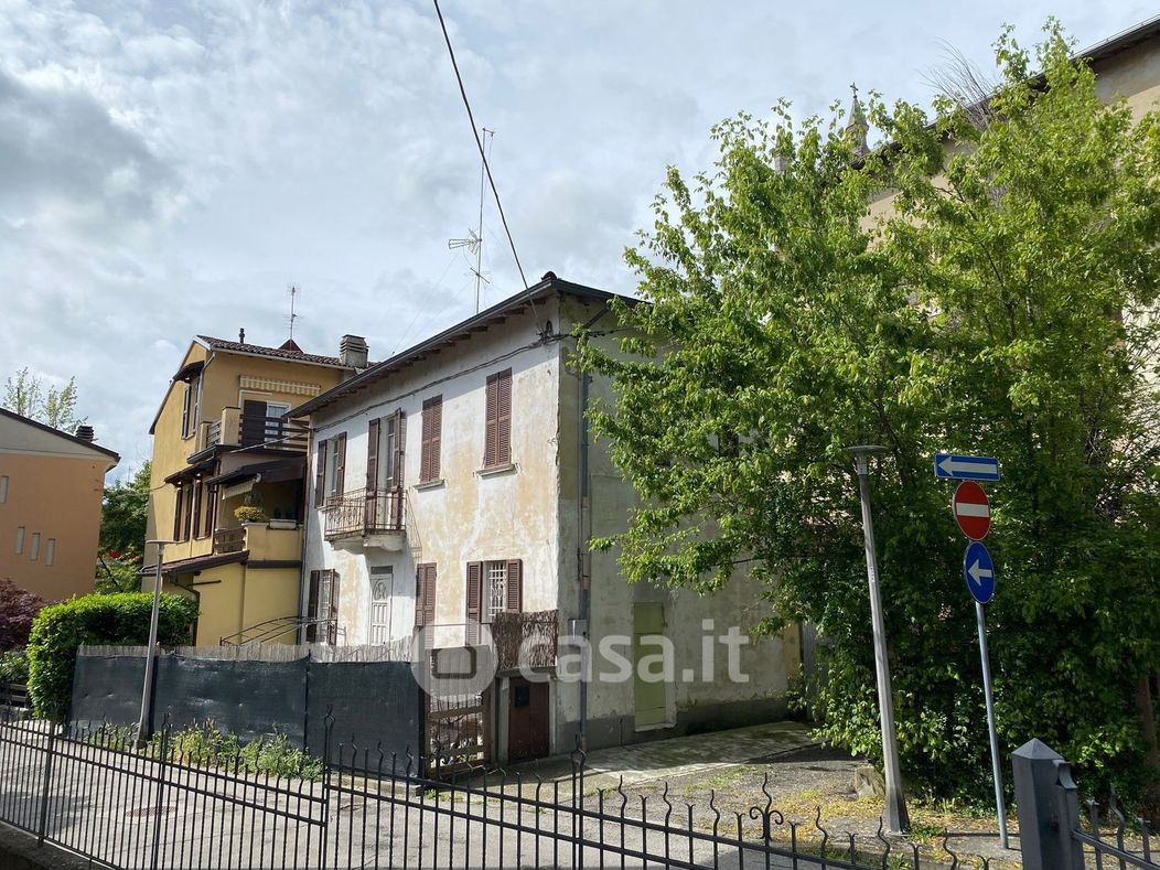 Casa indipendente in Vendita in Via Bottego 3 a Salsomaggiore Terme