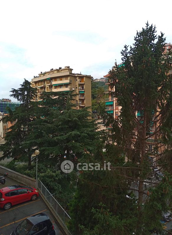Appartamento in Vendita in Via Ginestrato a Genova