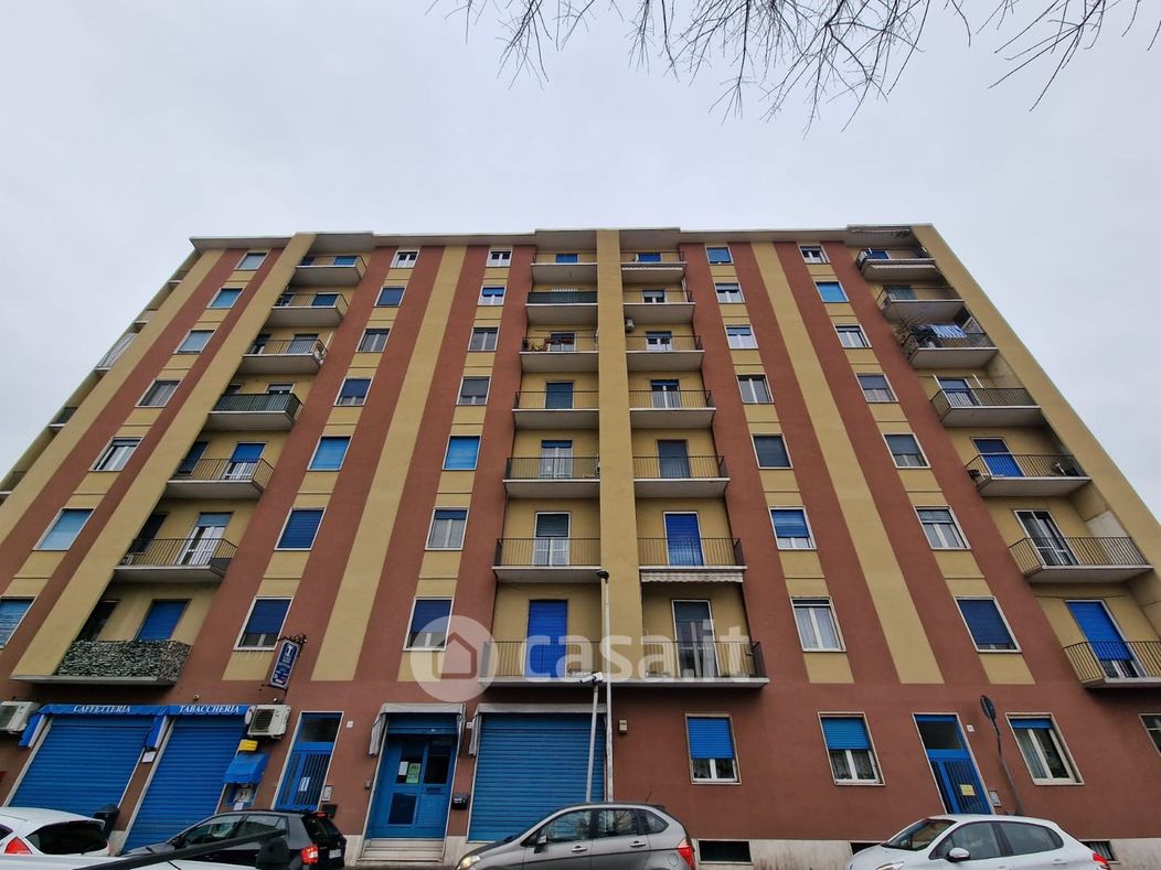 Appartamento in Vendita in Corso Salamano 93 a Vercelli