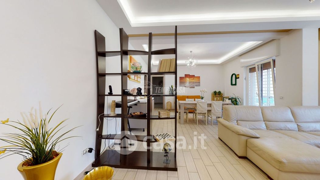 Appartamento in Vendita in Via Francesco Lattanzio 32 a Bari