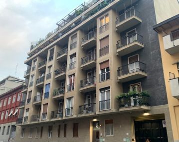 Appartamento in Vendita in Via Pompeo Cambiasi 8 a Milano