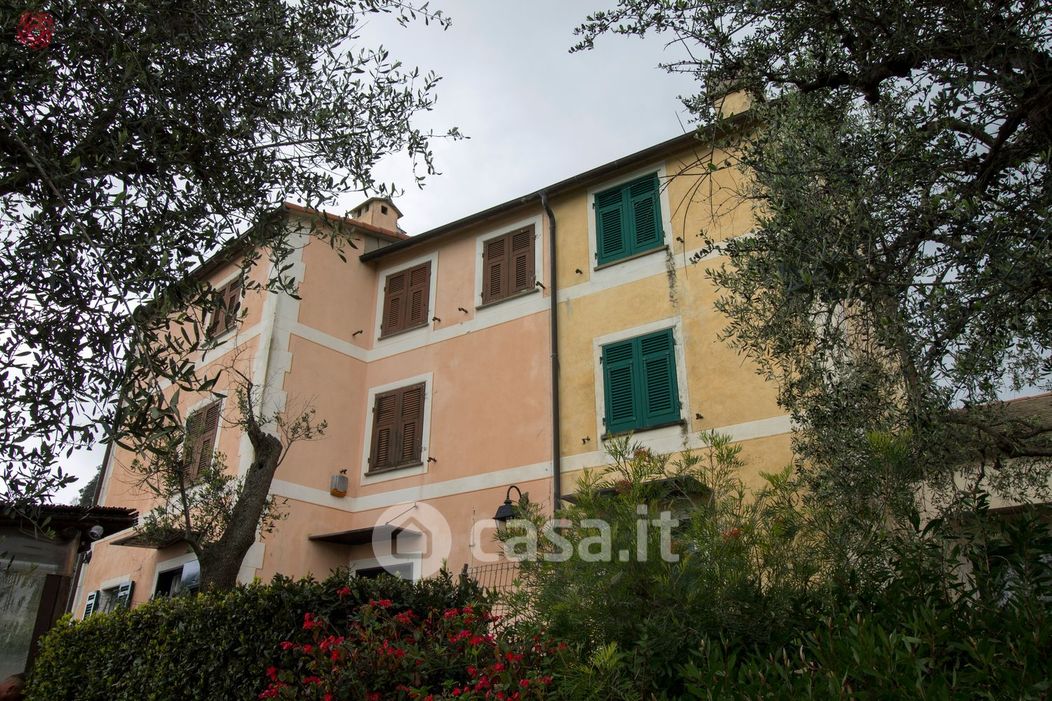 Casa indipendente in Vendita in Via Marinai D'Italia a Santa Margherita Ligure
