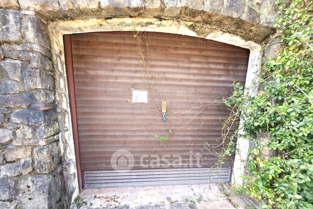 Garage/Posto auto in Vendita in Via Tosco Romagnola Nord 10 a Montelupo Fiorentino