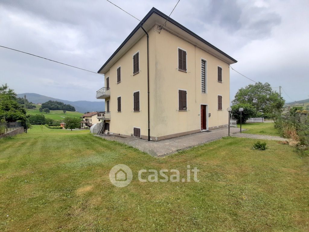 Casa indipendente in Vendita in Via Brunelli a Borgo Val di Taro