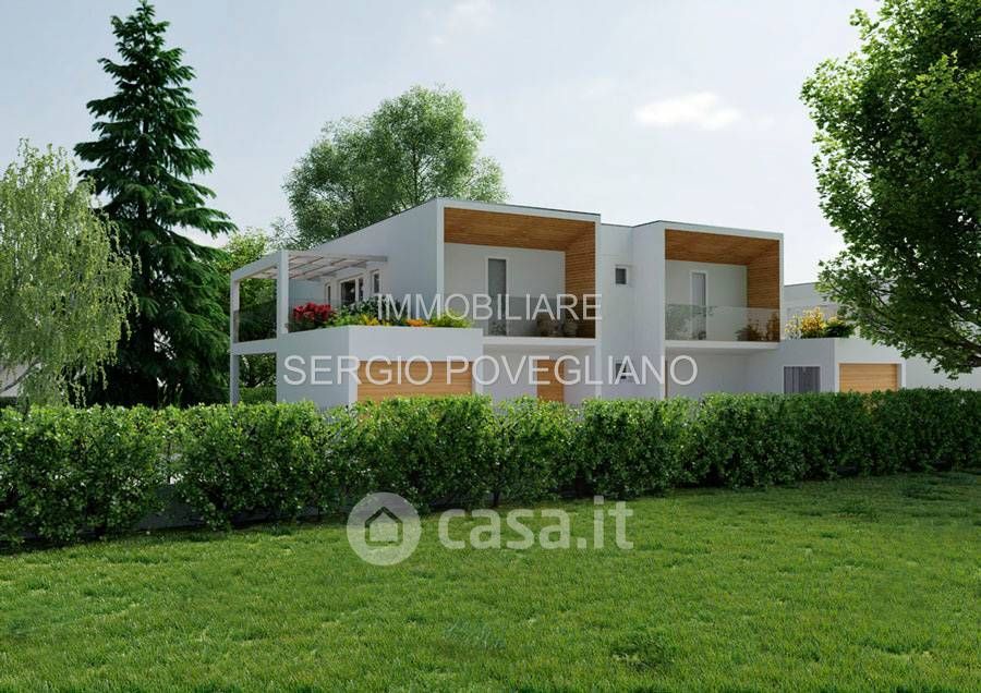 Casa Bi/Trifamiliare in Vendita in Viale Brigata Treviso a Treviso