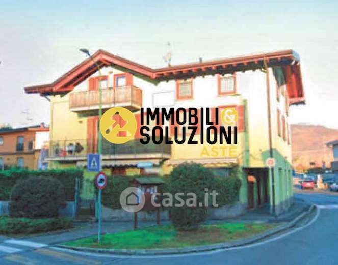 Negozio/Locale commerciale in Vendita in Via P. Cavalli a Villa di Serio
