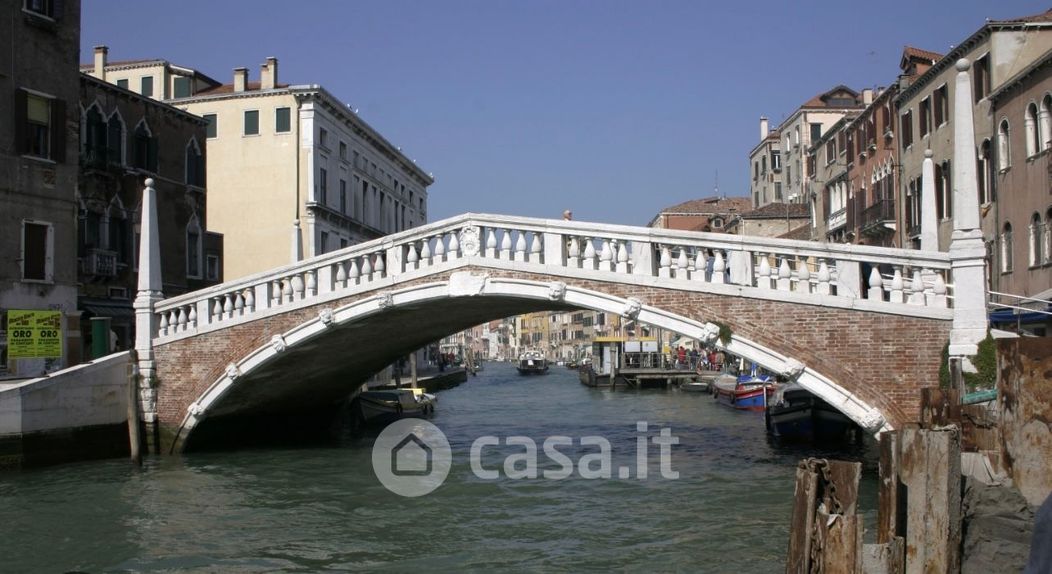 Attico/Mansarda in Vendita in Ponte delle guglie a Venezia