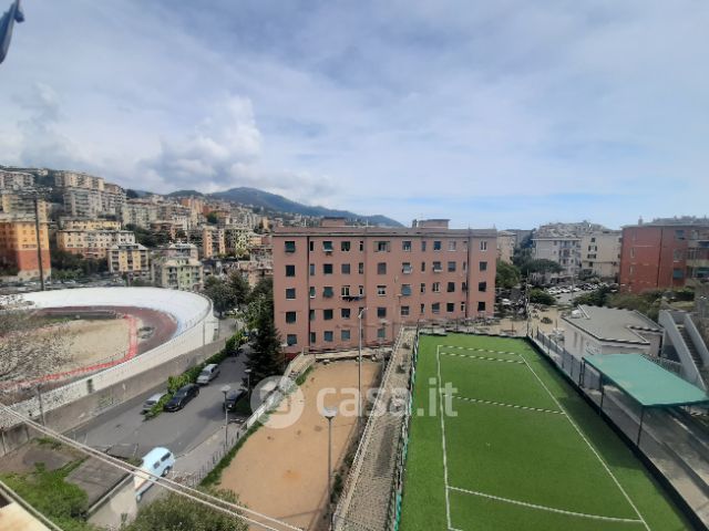 Appartamento in Vendita in Via Vernazza a Genova