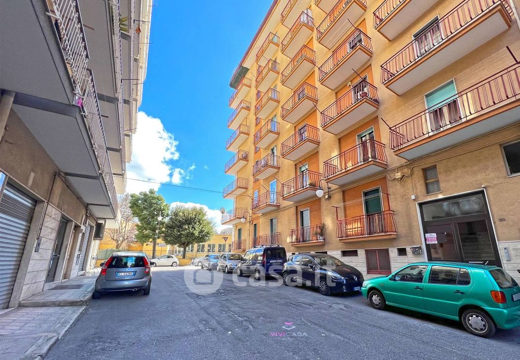 Appartamento in Vendita in Via Bir El Gobi a Putignano