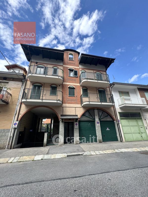 Appartamento in Vendita in Via Monte Cimone a Torino