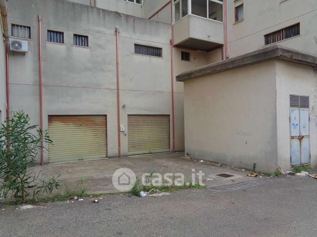 Garage/Posto auto in Vendita in Via Dalmazia a Carbonia