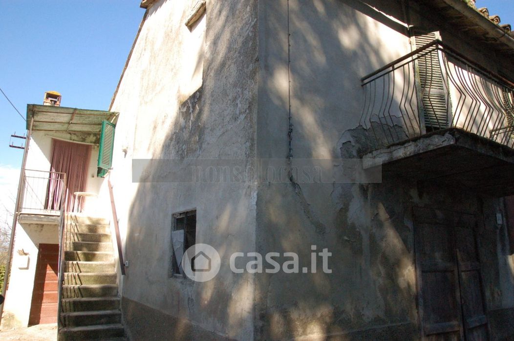 Casa Bi/Trifamiliare in Vendita in Via Todi a Perugia