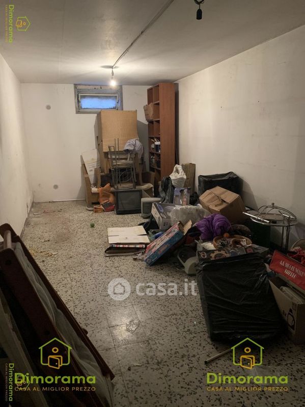 Garage/Posto auto in Vendita in Via Monte Cervino 16 a Viterbo