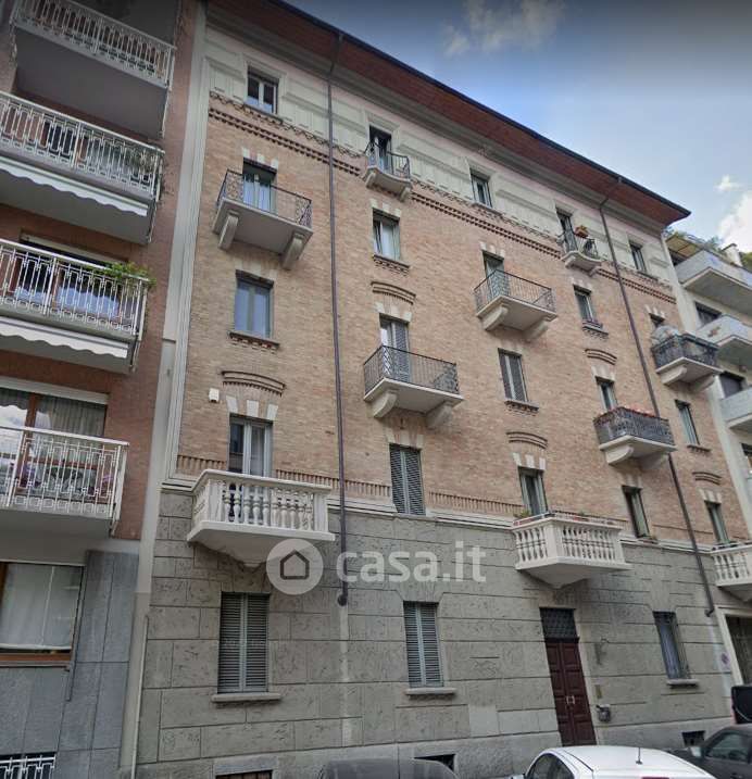 Appartamento in Vendita in Via Gian Domenico Cassini 66 a Torino