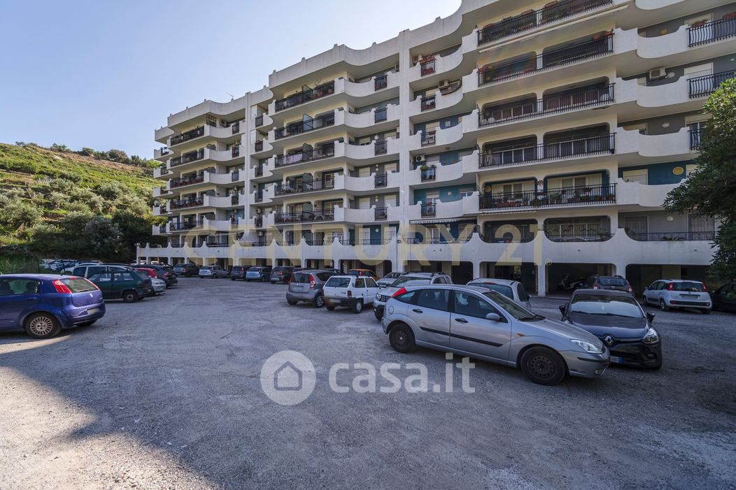 Appartamento in Vendita in Via San Basilio Magno 11 a Messina
