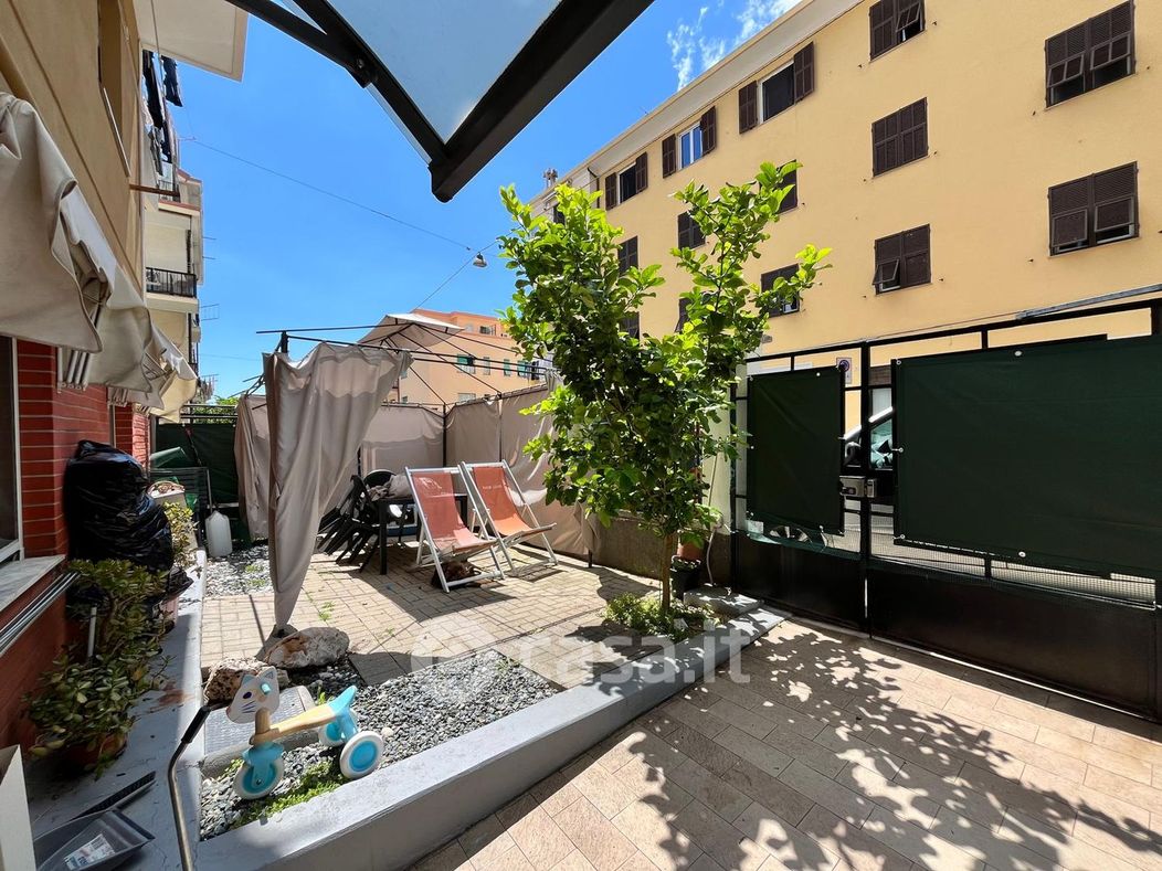 Appartamento in Vendita in Via Turati a Savona