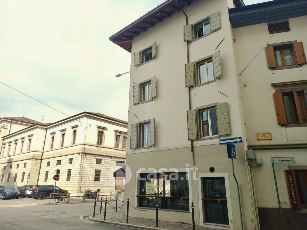 Appartamento in Vendita in Piazza Garibaldi 3 a Udine