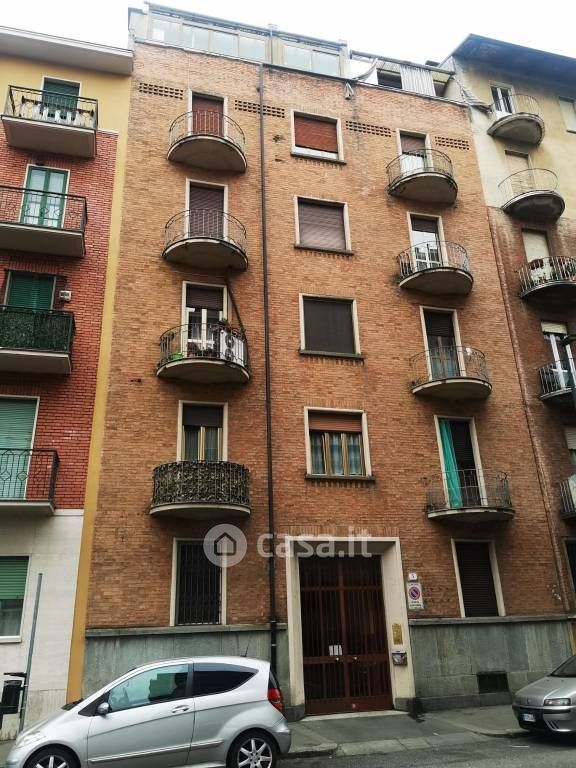 Appartamento in Vendita in Via Saorgio 5 a Torino