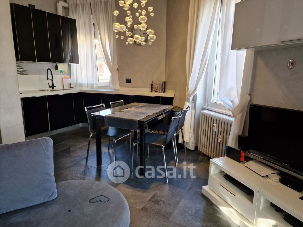 Appartamento in Vendita in Viale Umbria 29 a Milano