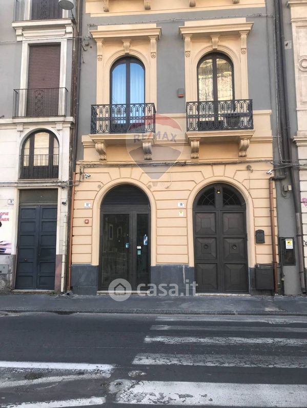 Negozio/Locale commerciale in Affitto in a Catania