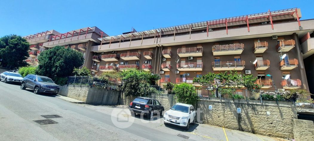 Appartamento in Vendita in Salita Villa Contino 38 a Messina
