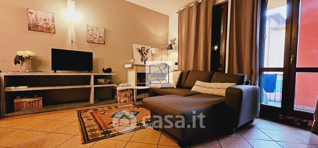 Appartamento in Vendita in Via San Faustino a Cavaion Veronese