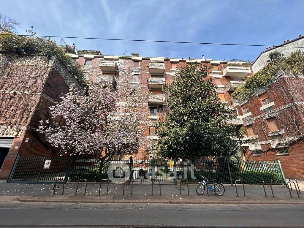 Appartamento in Vendita in Via Nino Bixio a Milano