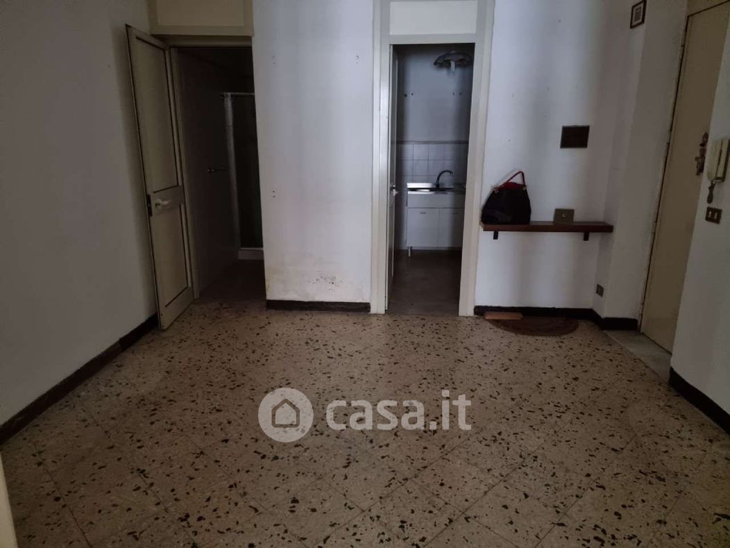 Appartamento in Vendita in Via Nino Bixio a Palermo