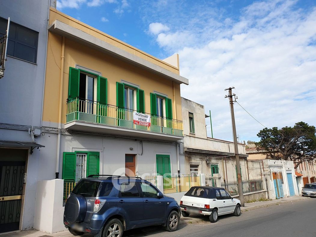 Appartamento in Vendita in Via Comunale Camaro 139 a Messina